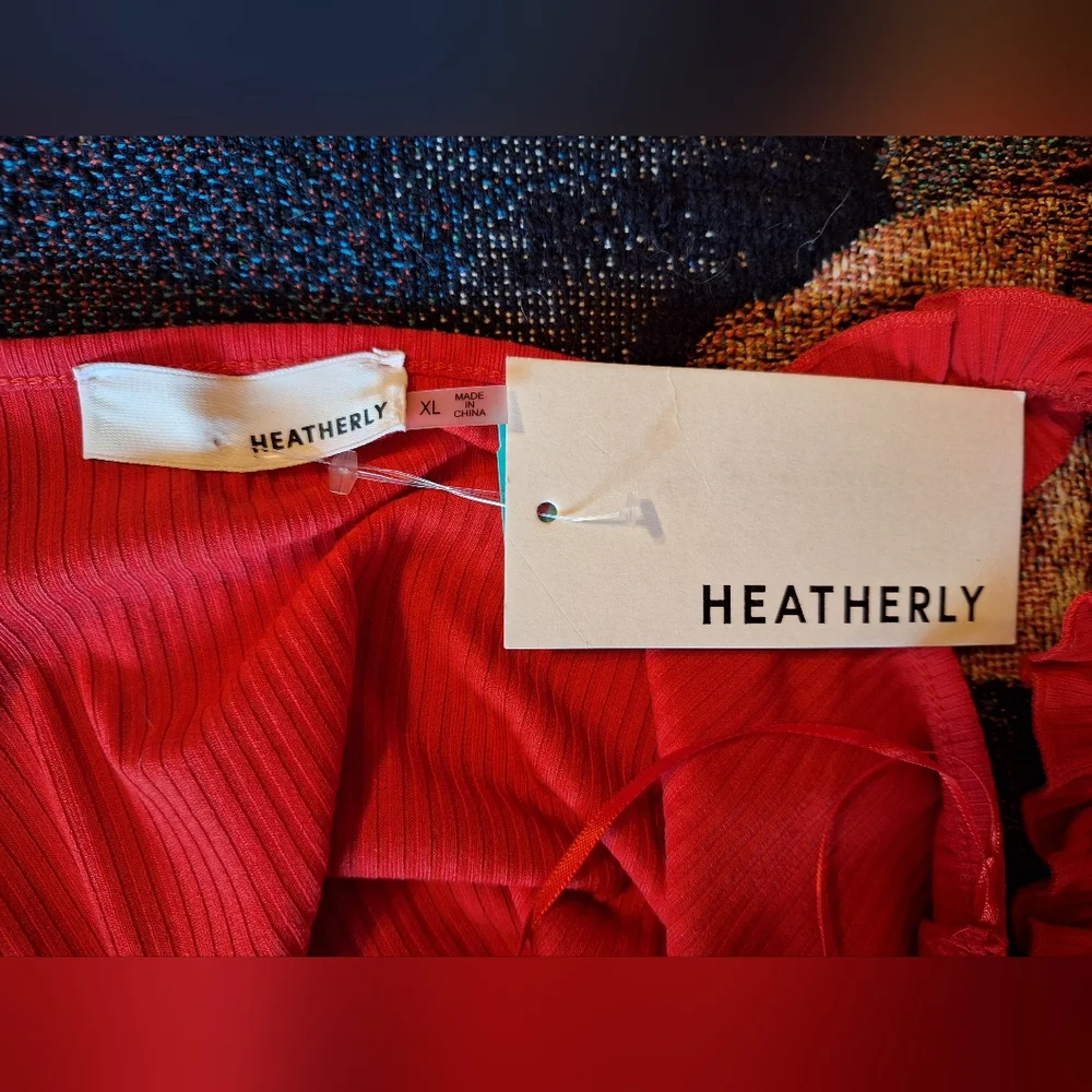 Vibrant Red Ribbed Bodysuit - Picture 6 of 7
